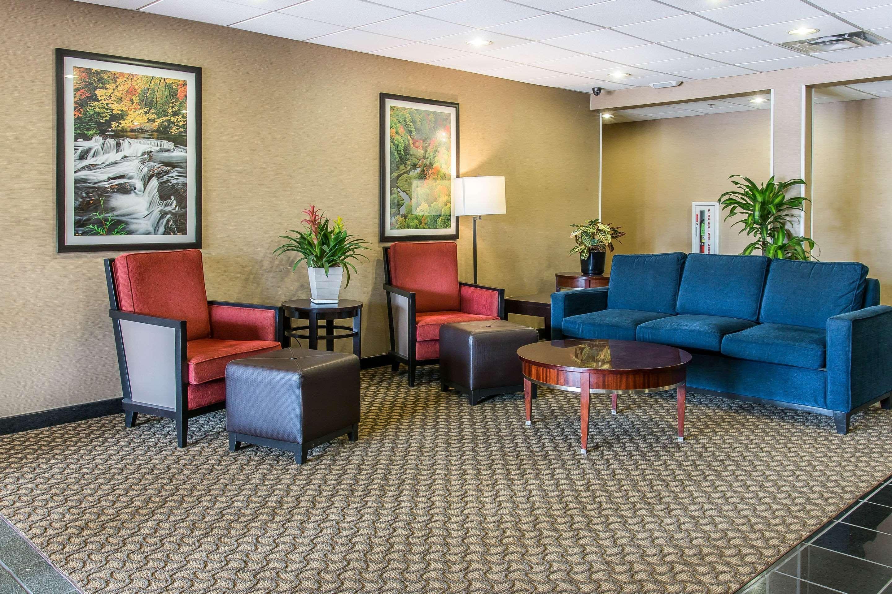 Comfort Suites Віксом Екстер'єр фото