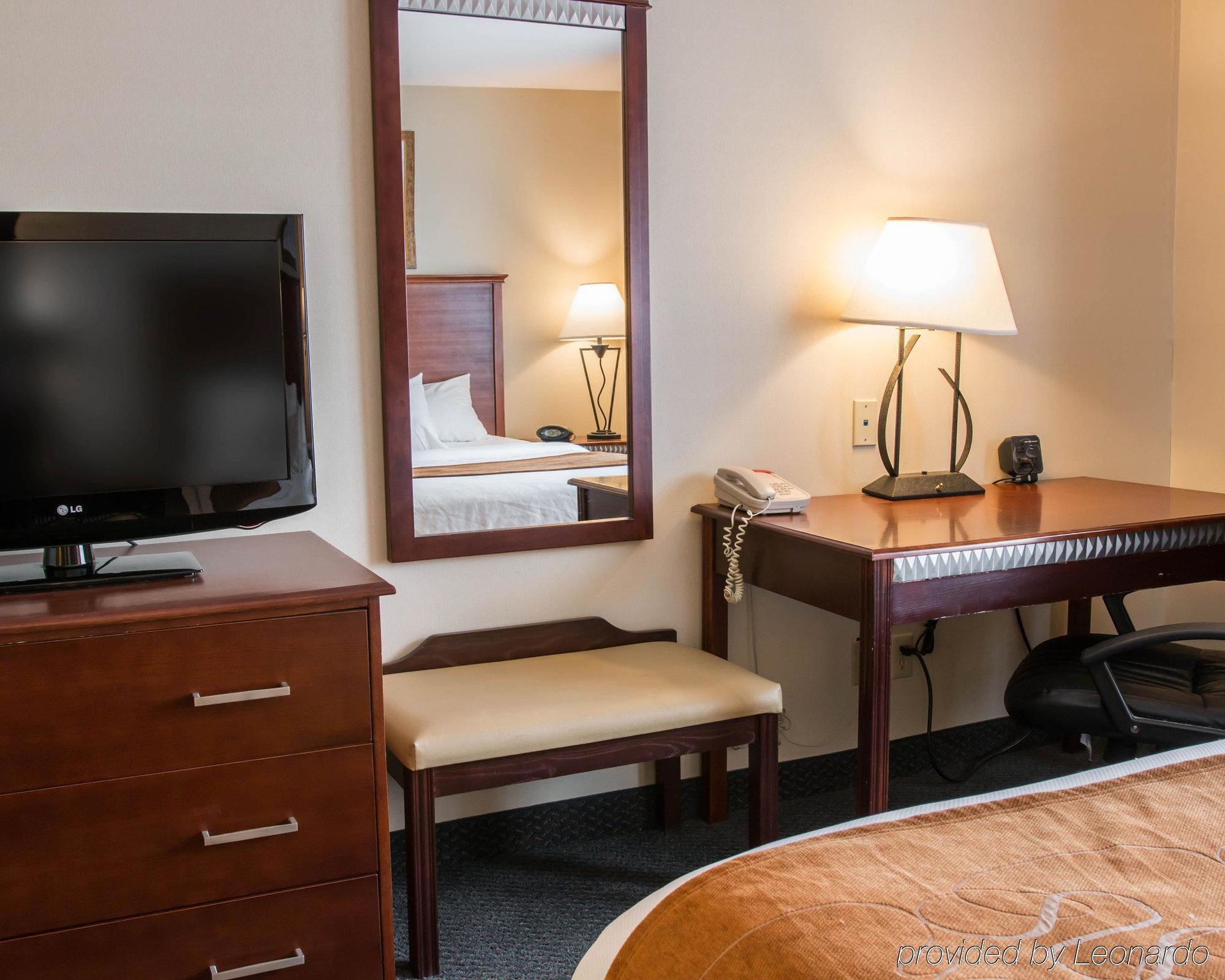 Comfort Suites Віксом Екстер'єр фото