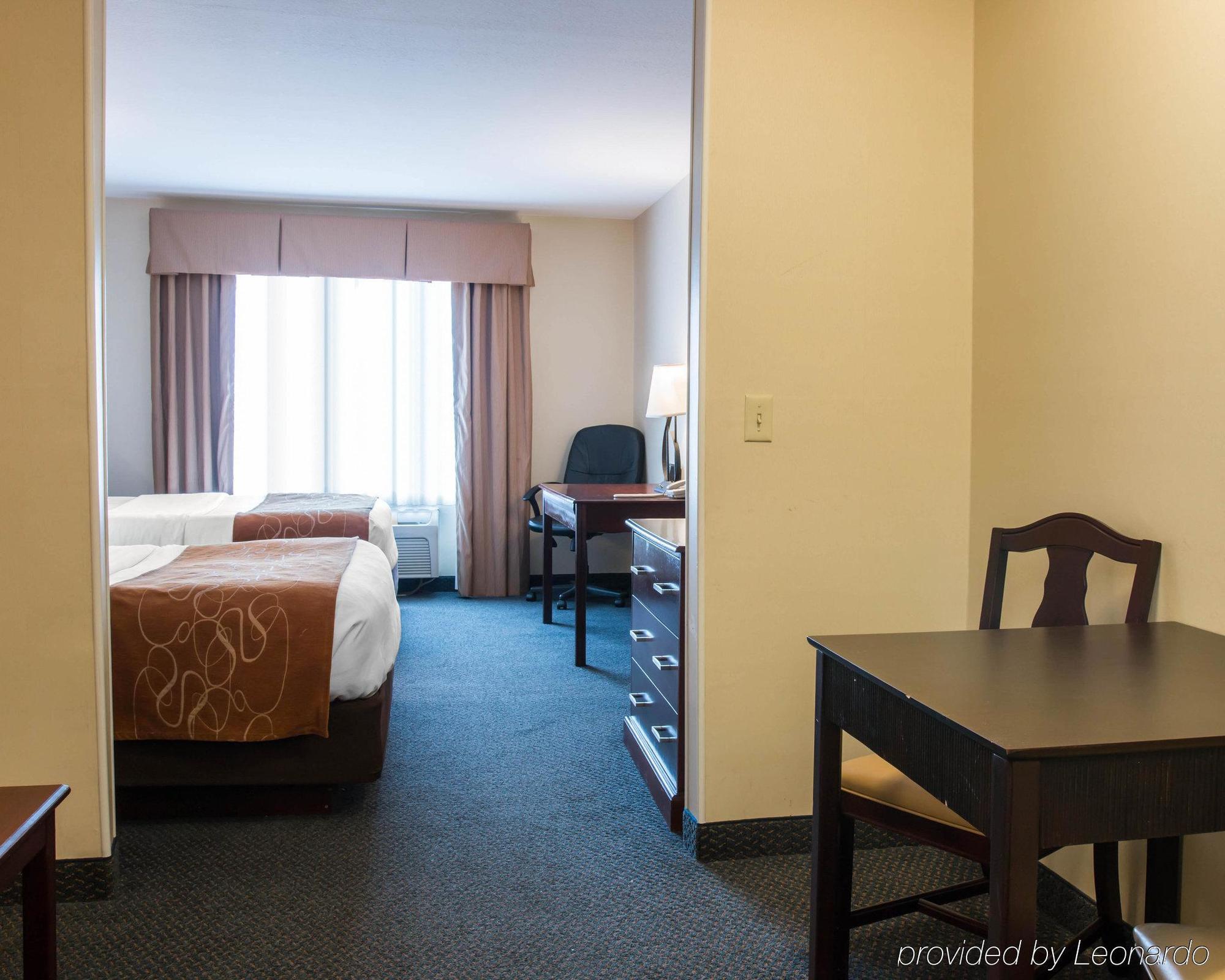 Comfort Suites Віксом Екстер'єр фото