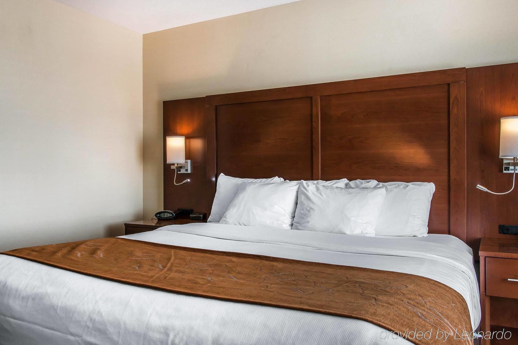 Comfort Suites Віксом Екстер'єр фото