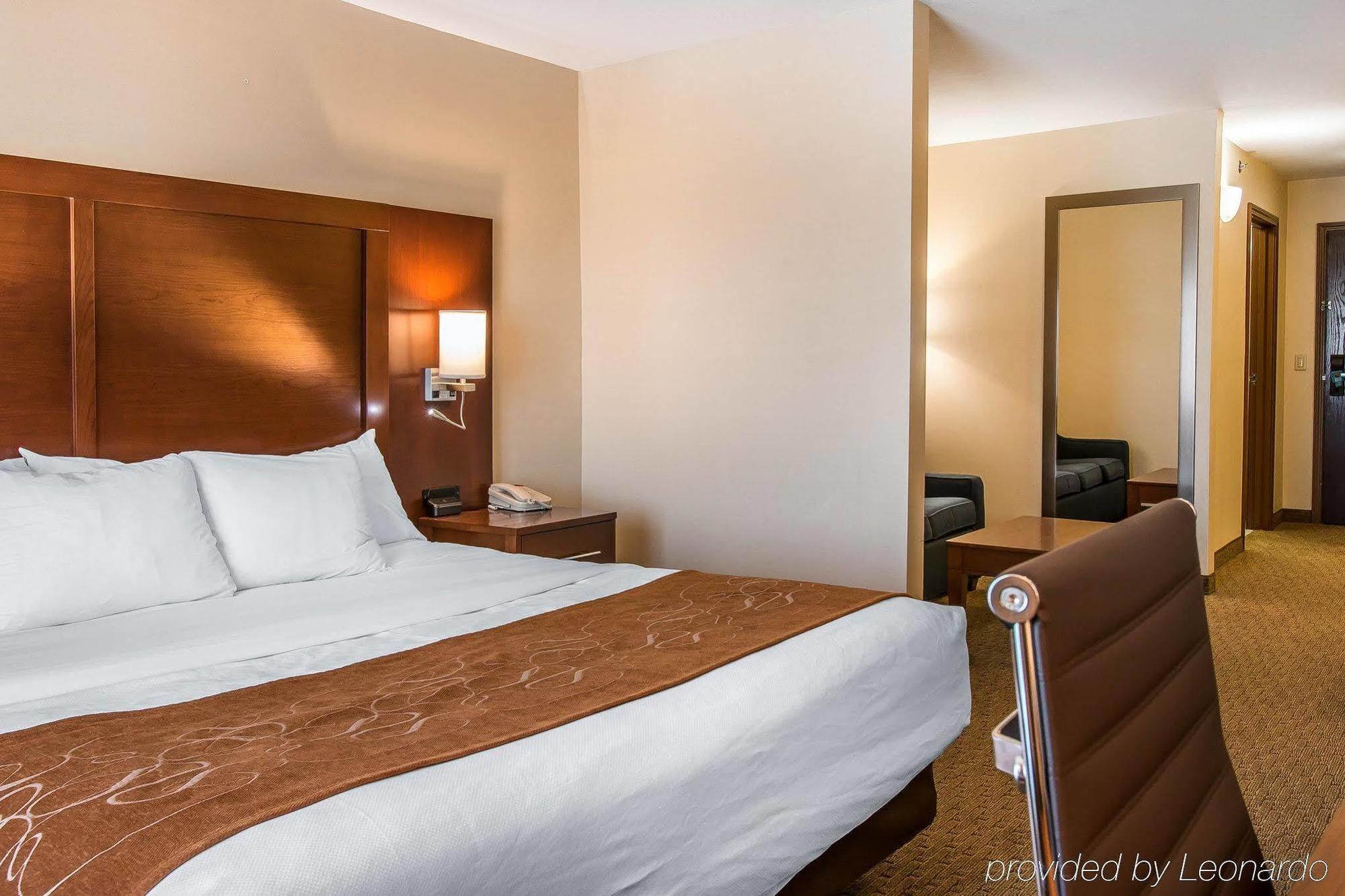 Comfort Suites Віксом Екстер'єр фото